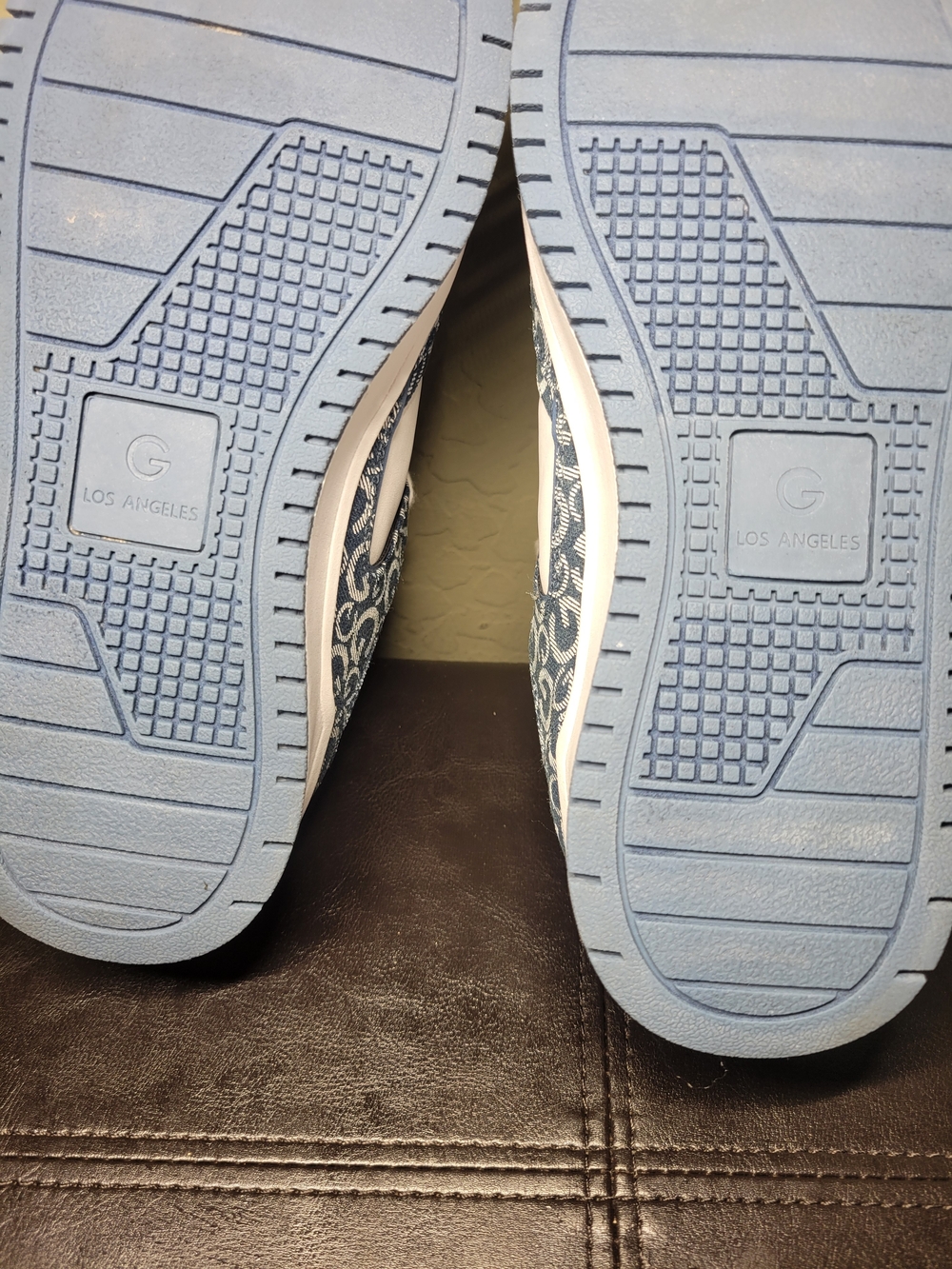 GUESS GBG GG Harina 2 Fashion SneakersWomens Size 9 - Picture 7 of 9